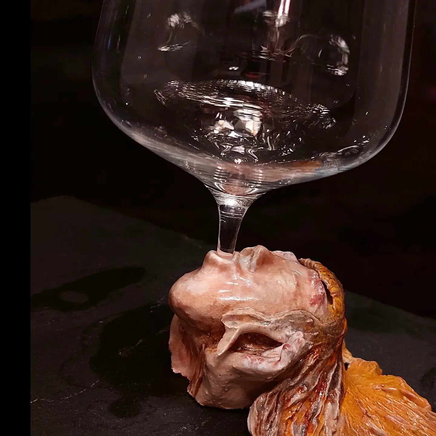 Ein Glas Weinfontäne